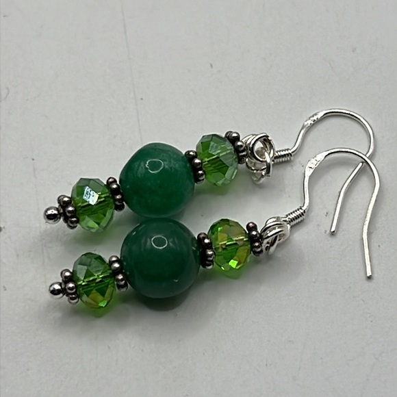 🍀EMERALD, SWAROVSKI CRYSTAL, AND STERLING SILVER EARRINGS🍀 - Picture 2 of 5